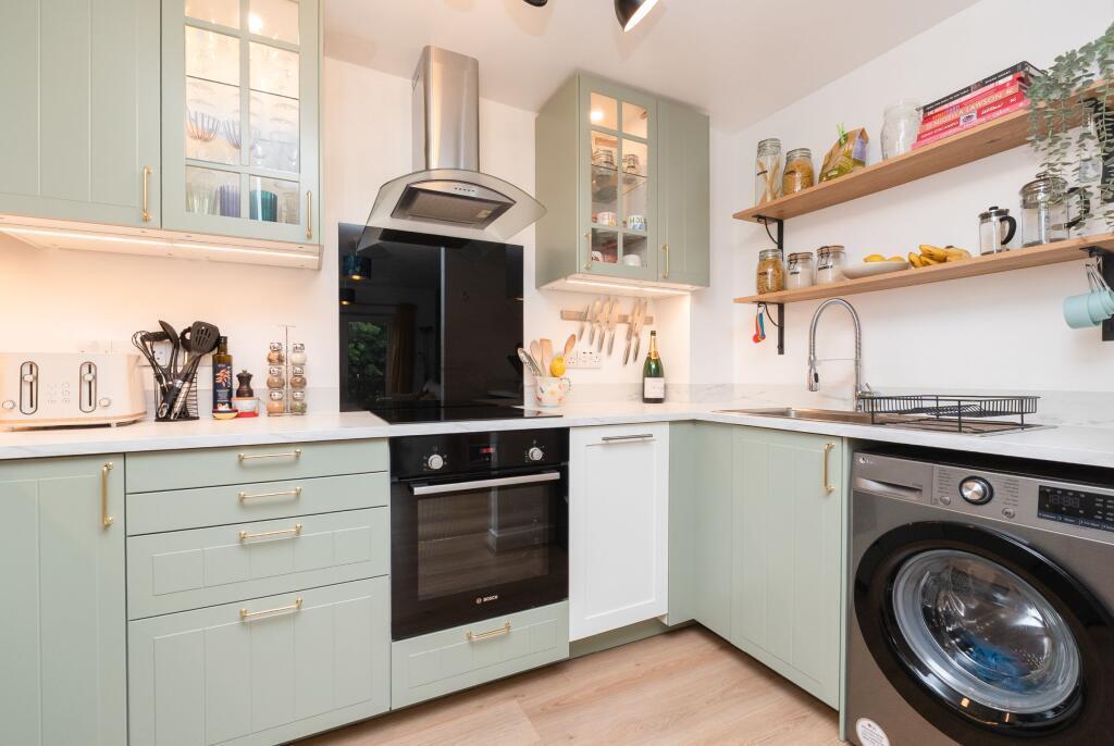 Main image of property: Holly Street, Luton
