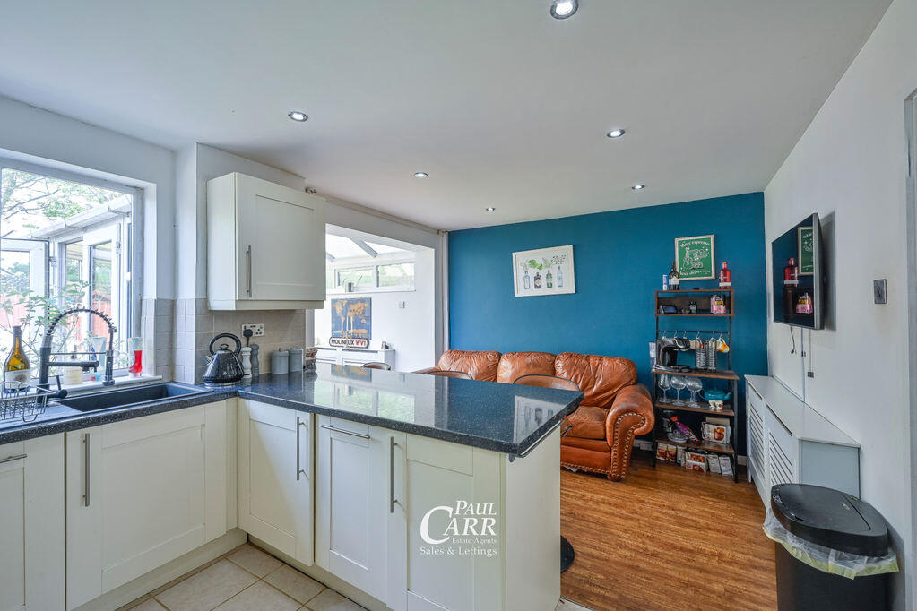 Athelstan Close, Penkridge photo 4