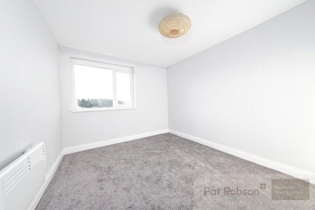 Apartment in North Tyneside, North East - More