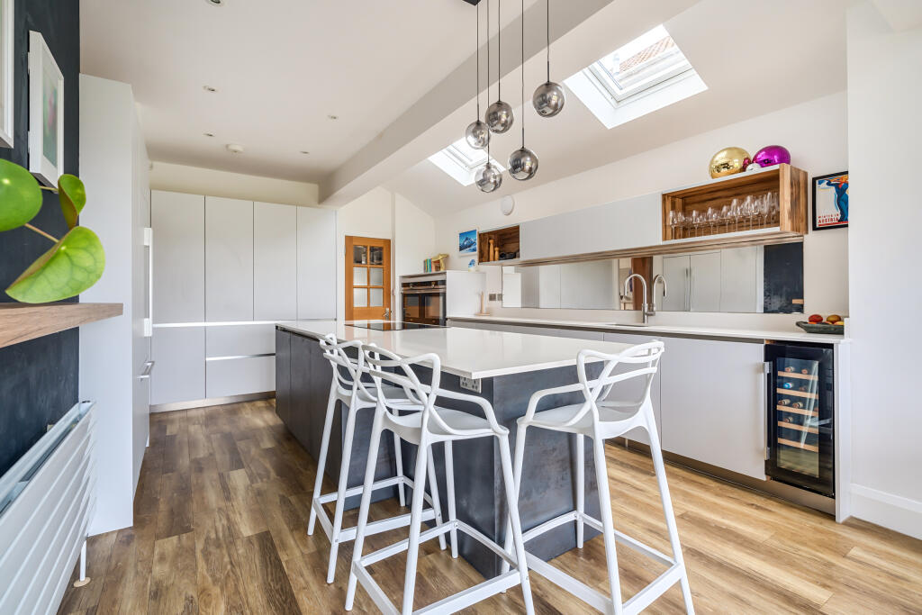 Coniston Avenue, Westbury on Trym, Bristol, BS9 photo 3
