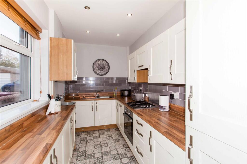 House in Bolsover, Clowne - View 2