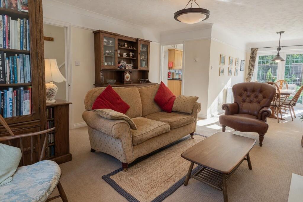 House in Maidstone, Grove Green, Boxley - View 4