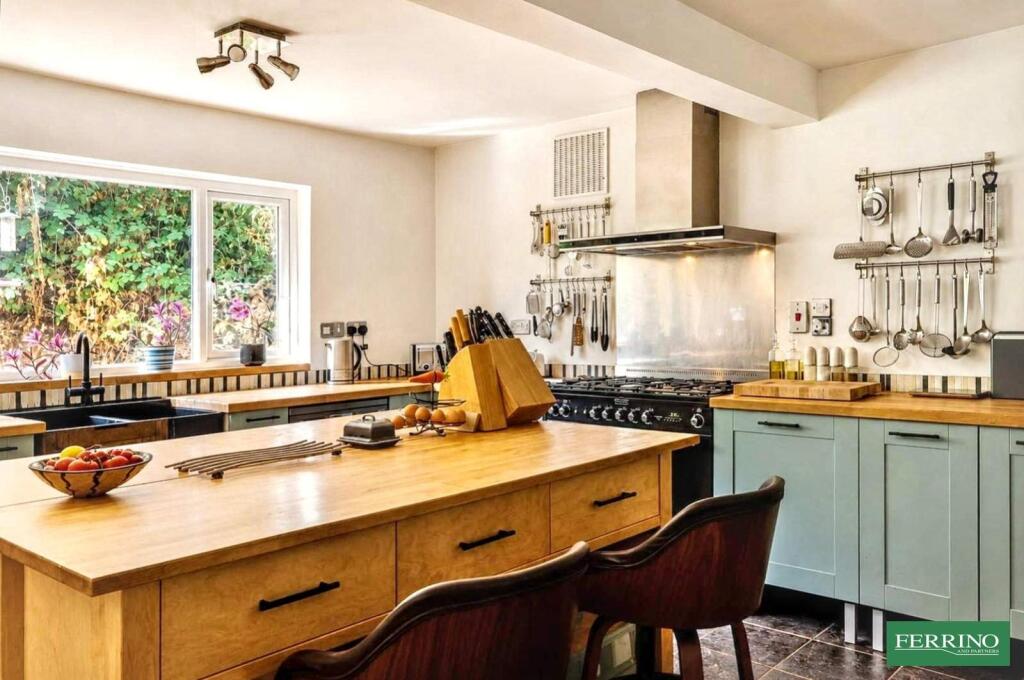 House in Forest of Dean, Aylburton - More