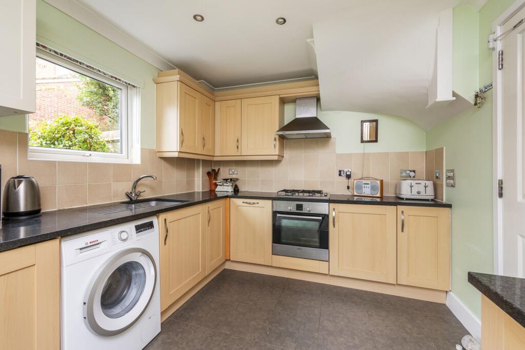 Athelstan Road, Winchester, SO23 photo 2