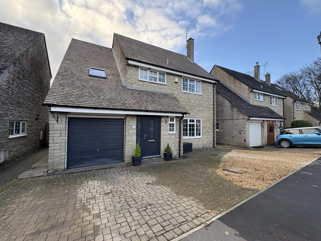 Main image of property: Barn End, Marshfield