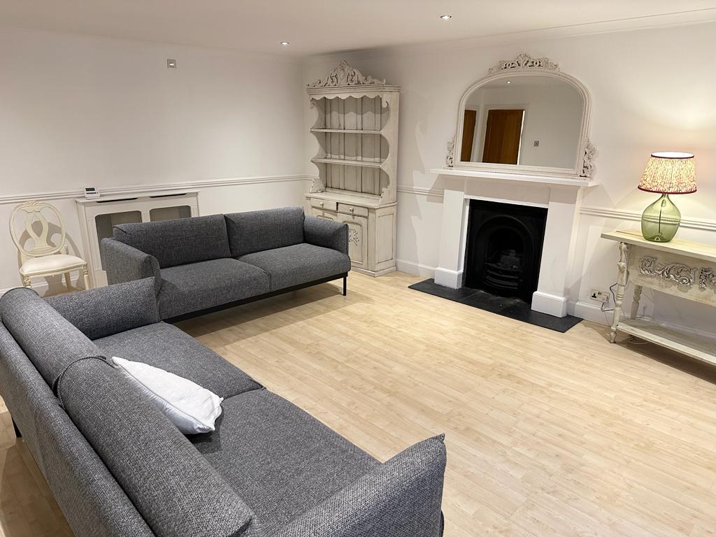 Apartment in Glasgow - View 4