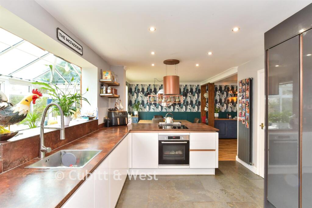 Main image of property: Harbour View Close, Newhaven, East Sussex