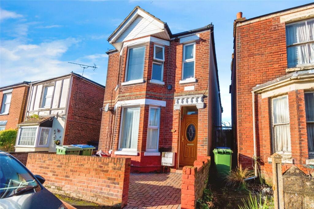 Main image of property: Eastfield Road, Southampton, Hampshire, SO17