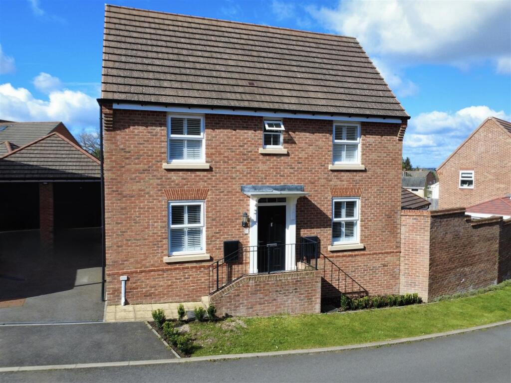 Main image of property: Great Crescent, Newbury