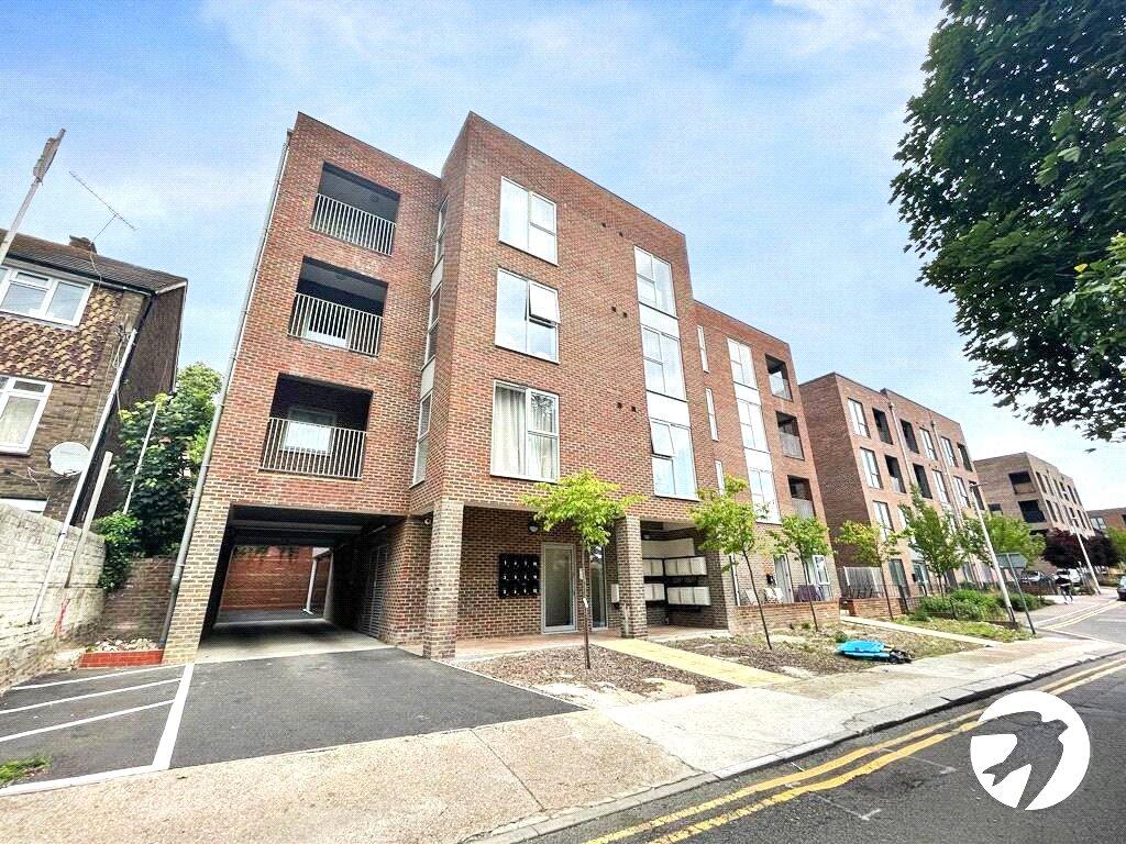 Main image of property: Cross Street, Chatham, Kent, ME4