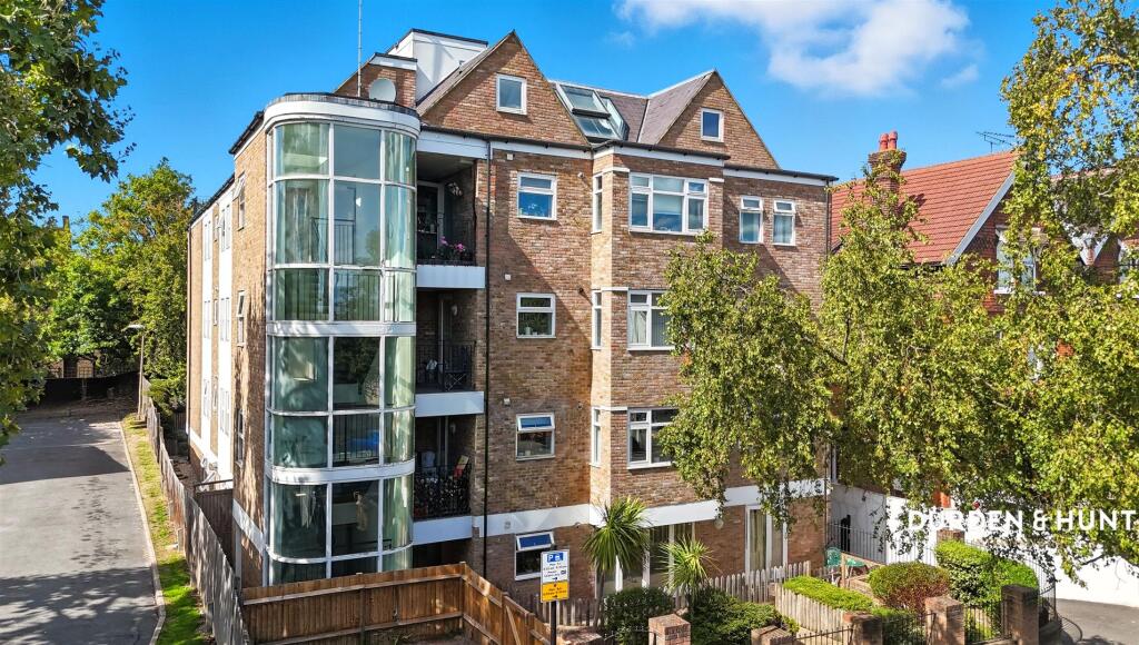 Main image of property: Hermon Hill, Wanstead, E11