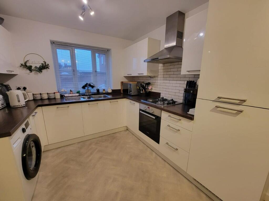 Sandy Close, Great Blakenham, Ipswich, Suffolk, IP6 photo 4