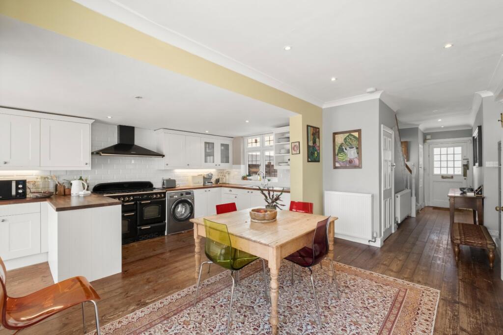 House in London - View 5