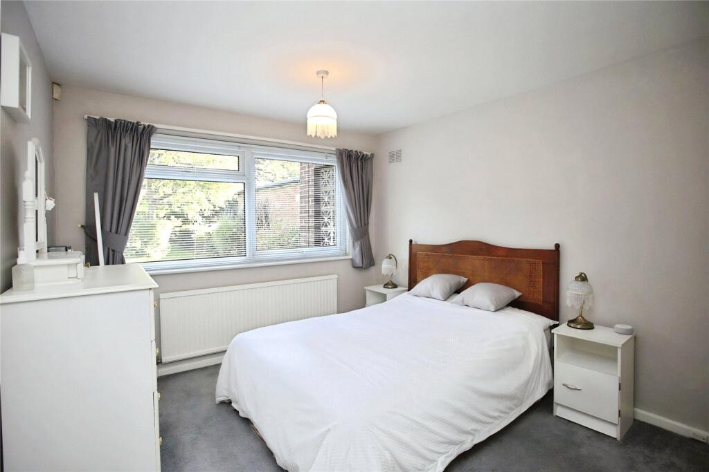 Apartment in Stockport, Heaton Mersey, The Four Heatons - View 5