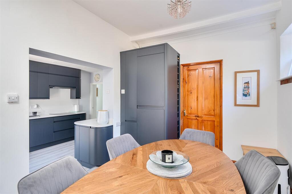 House in Radstock, Bath and North East Somerset - View 5