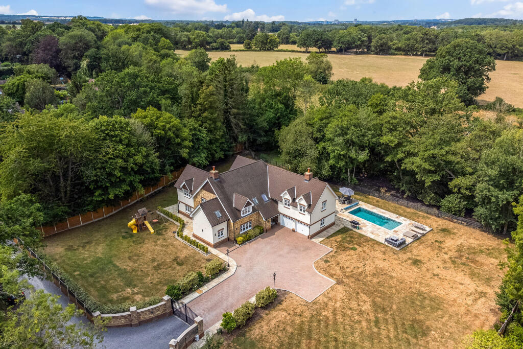 Main image of property: Heather Lane, Hook, RG27