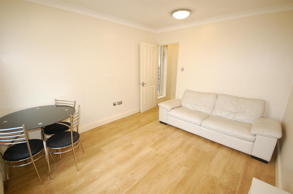 Apartment in London, Muswell Hill - View 2