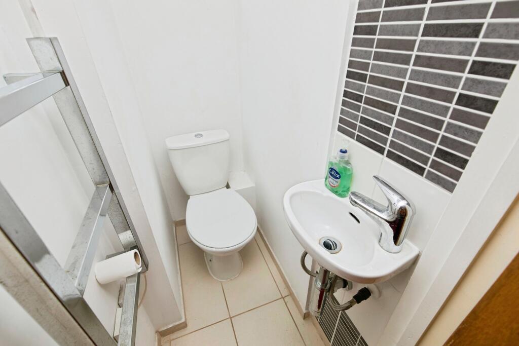 House in Nottingham, Toton - View 4