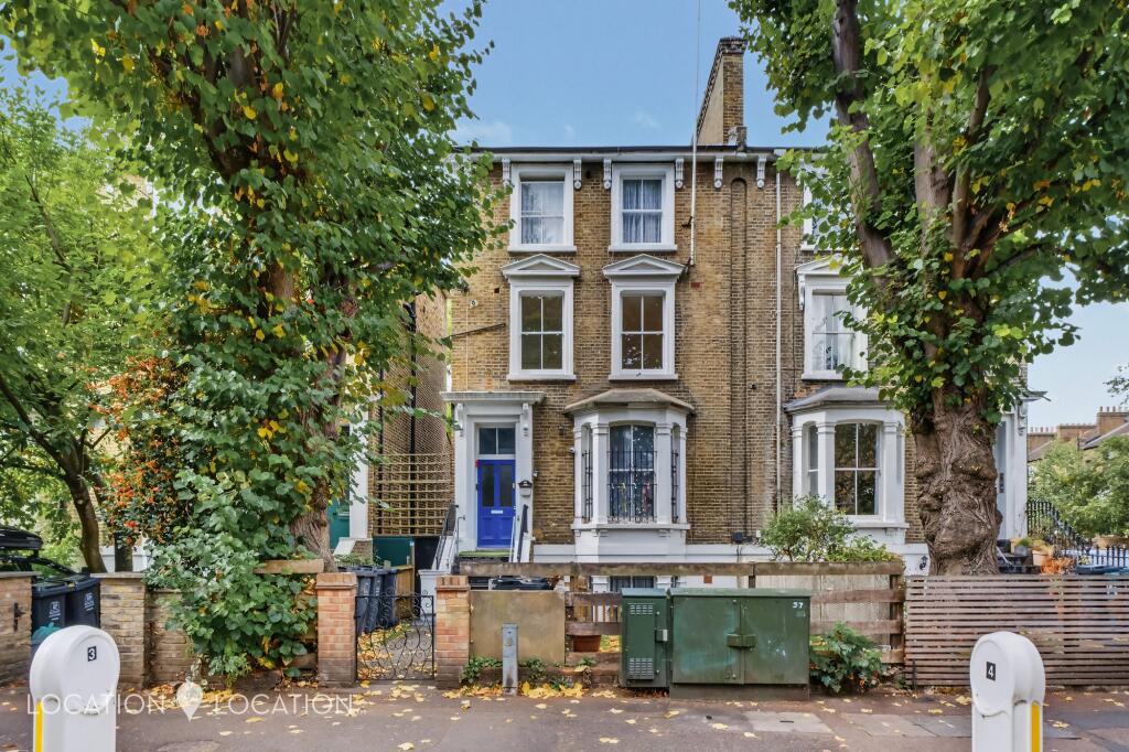 Apartment in London - View 2