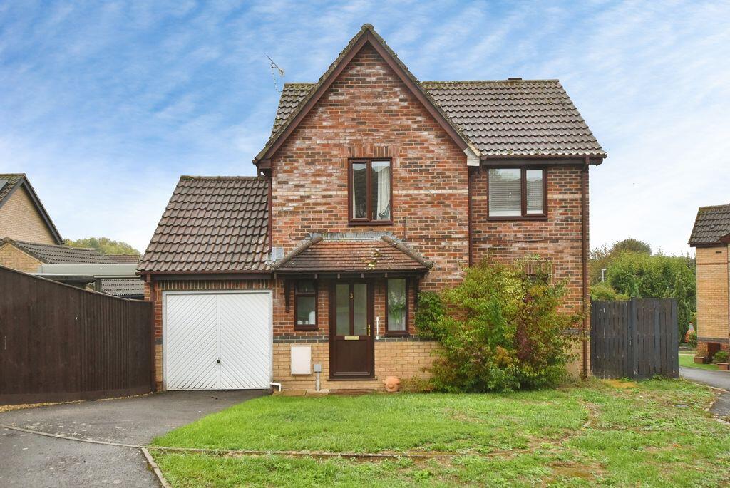 Main image of property: St. Teresa's Close, Bishopdown Farm         ***VIDEO TOUR***