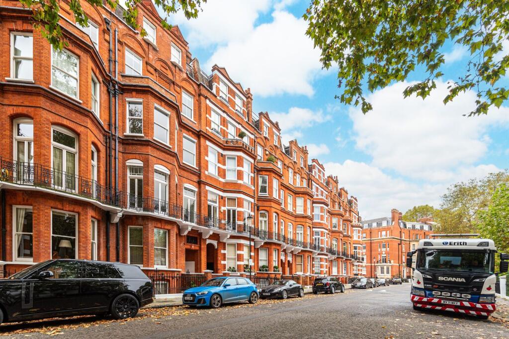 Main image of property: Egerton Gardens, Knightsbridge, London, SW3