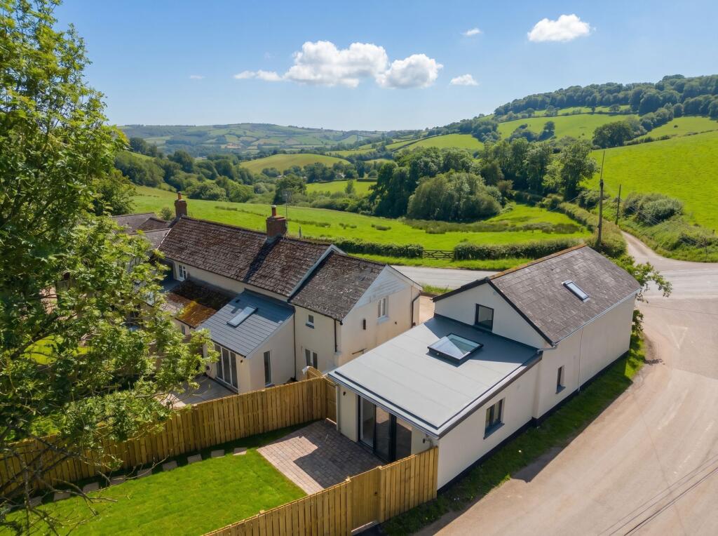 Main image of property: Chilton Gate, Cadeleigh, EX16