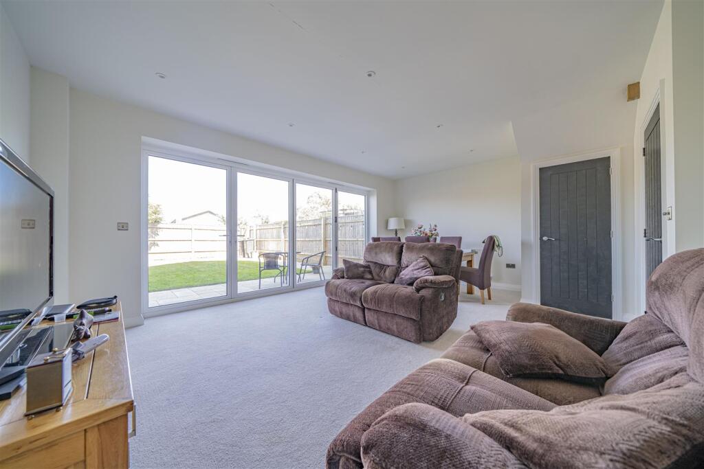 House in Dorchester - View 2