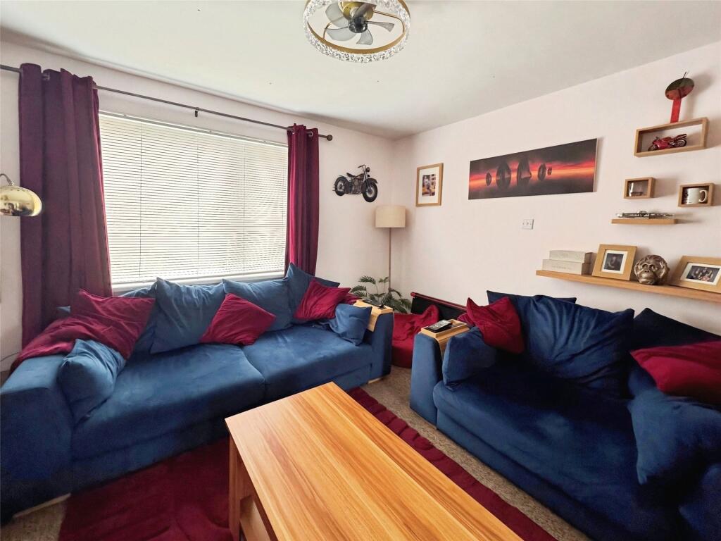 House in Plymouth - View 4