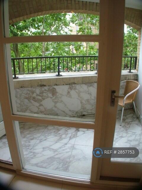1 bedroom house share for rent