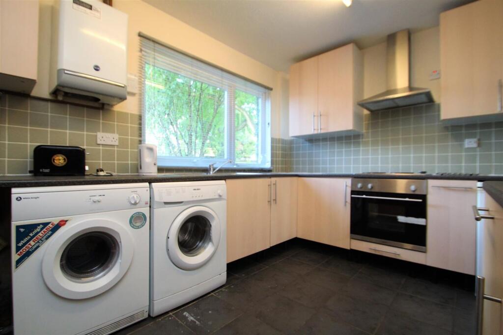 House in Southall - View 2