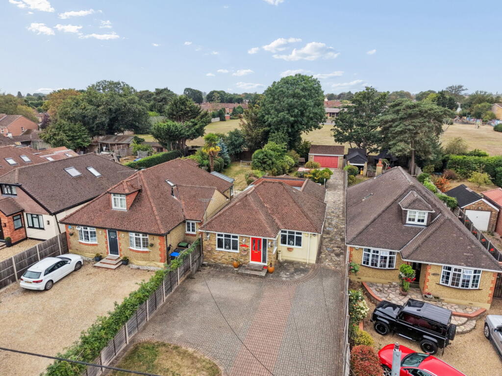 House in Richings Park, Iver