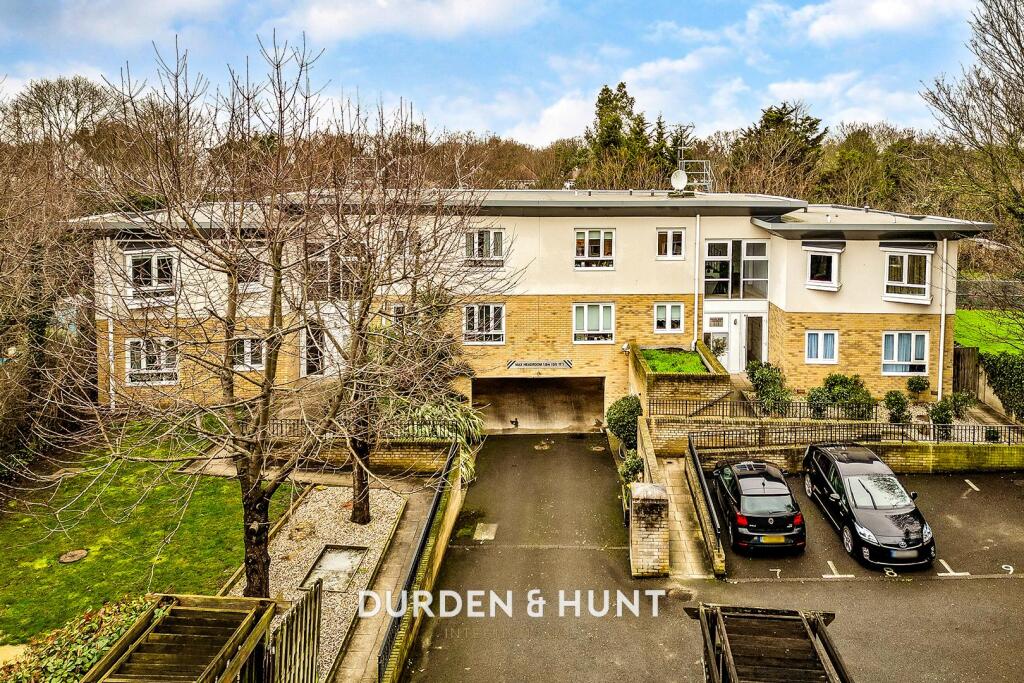 Main image of property: New Wanstead, Wanstead, E11