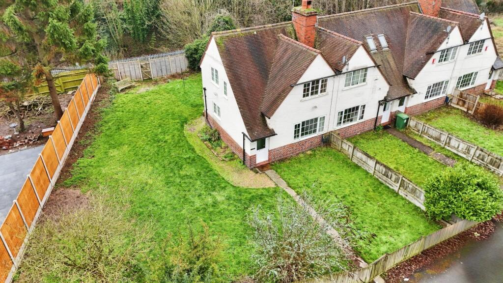 2-bed terraced on Golf Links Cottage, Mill Lane, Wellington, Telford, Shropshire, TF1 1PT, £200,000