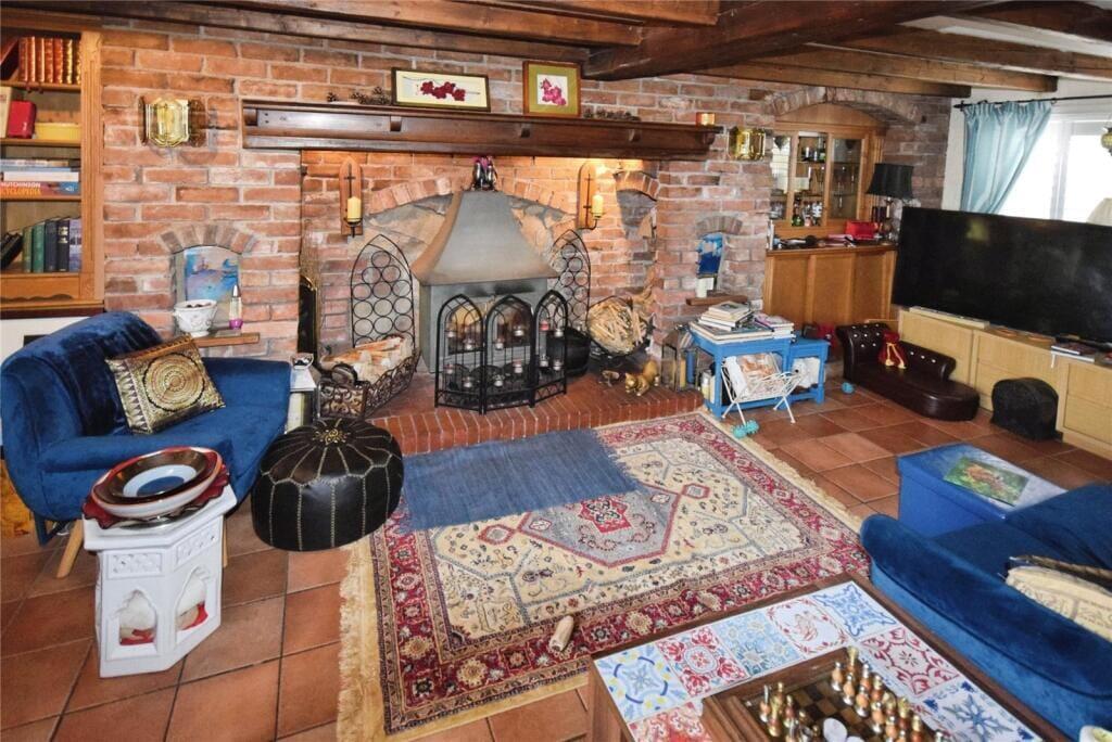 House in Derby - View 5