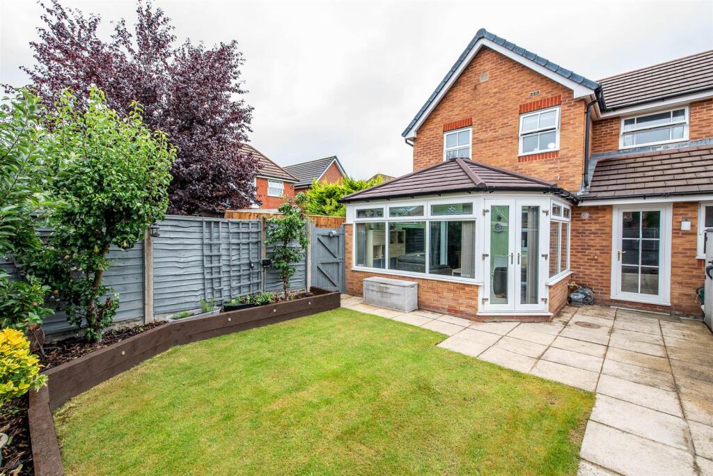 House in Preston - View 4