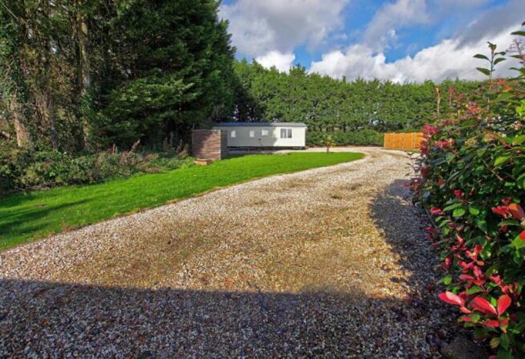 Scant Road East, Chichester, West Sussex - View 2