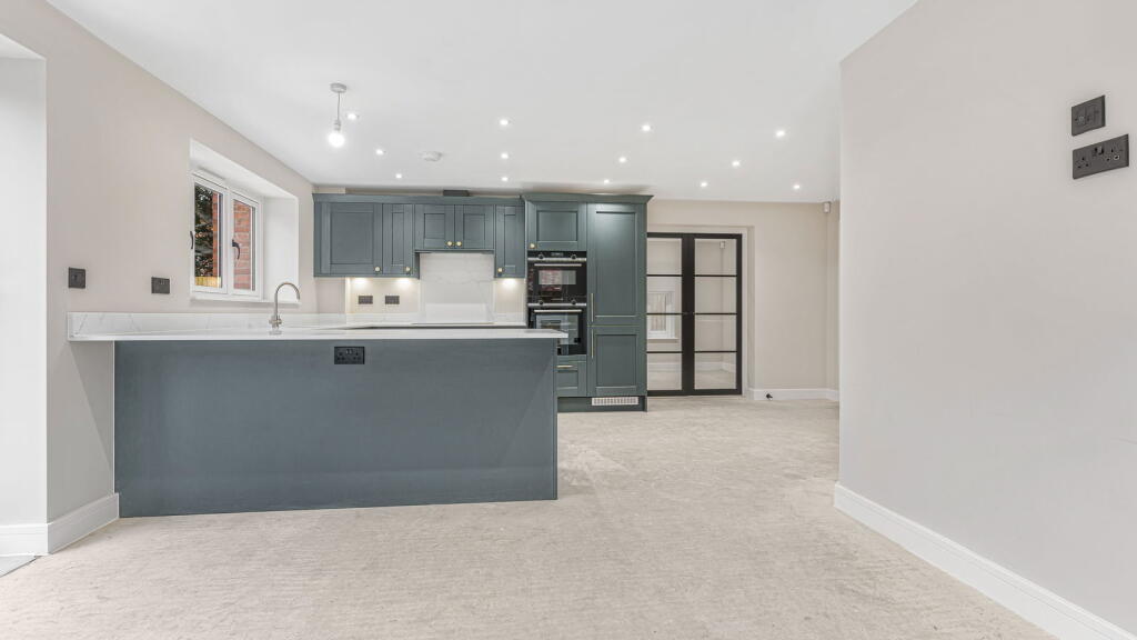 Additional image 8 of Wharf Farm, Dickens Heath Road