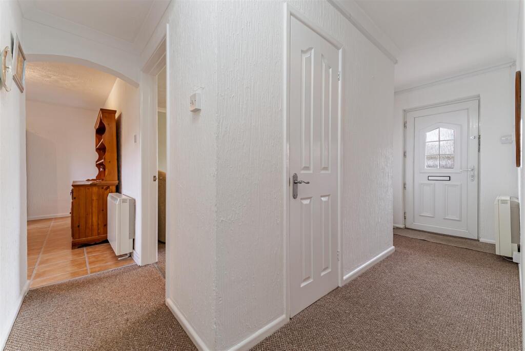 Apartment in Bristol - View 5
