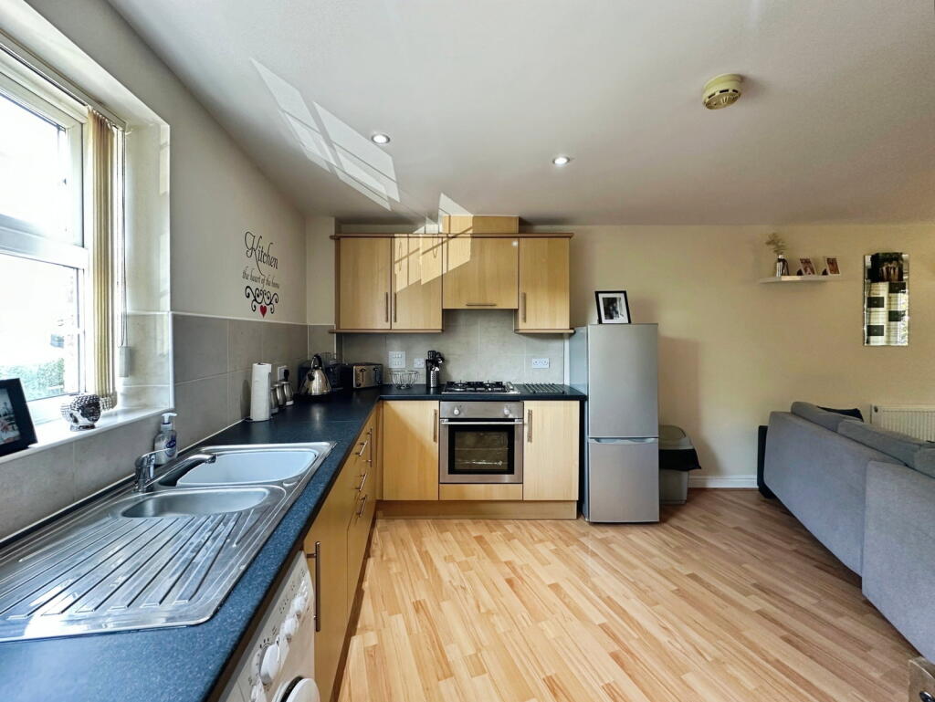 Apartment in Wolverhampton - View 4