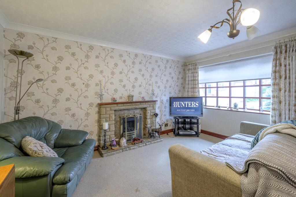 House in Dudley, Gornal Wood, Straits Green - View 2