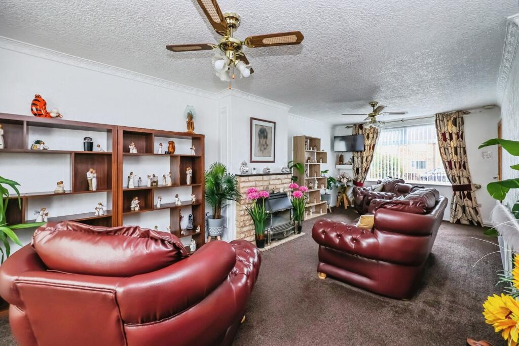 Summerwood Lane, Clifton, Nottingham, NG11 - View 6