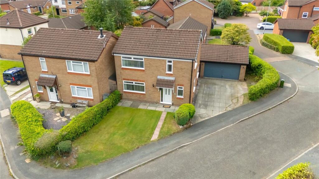 4-bed detached on Gairloch Close, Fearnhead, Warrington, Cheshire, WA2, £300,000
