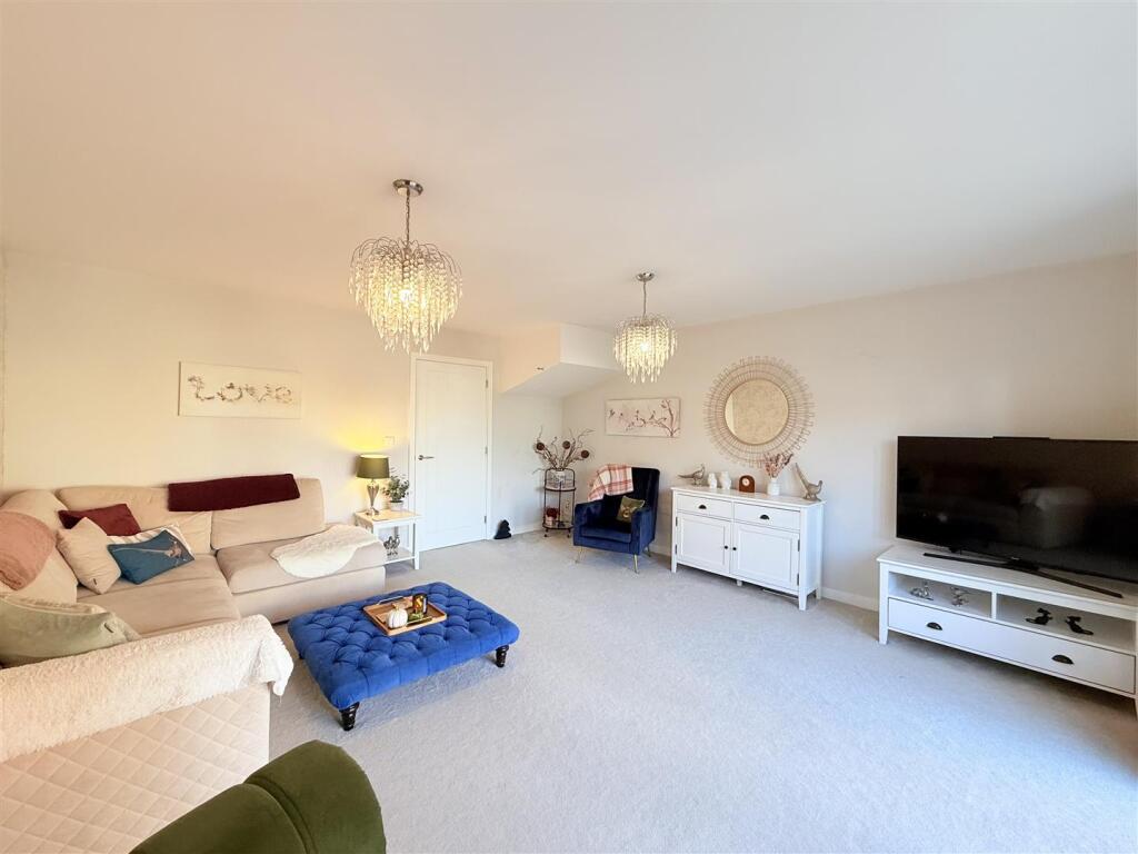 Egret Drive, Stowmarket photo 3