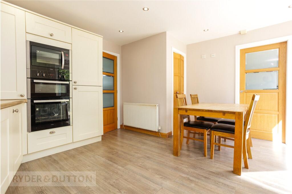 House in Tameside, Waterloo - More