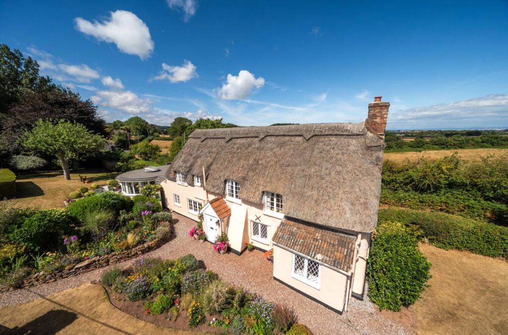 House in Taunton - View 2