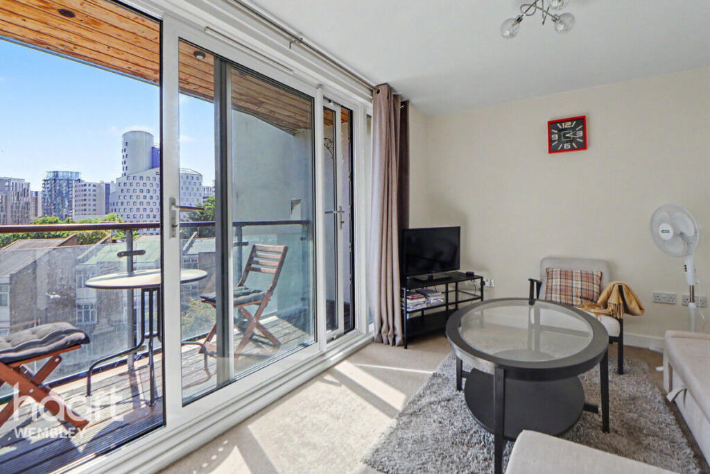 Apartment in London - More