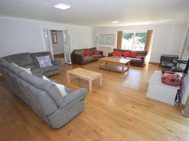 Pentwyn Lane, Govilon, Abergavenny photo 4