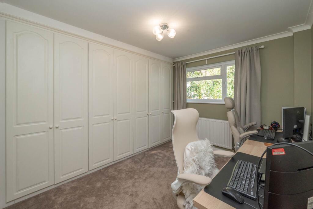 House in Canterbury, Chartham - More