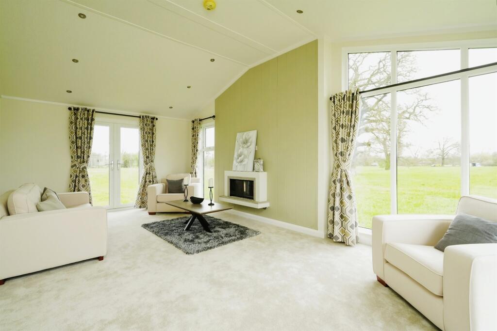 Heathfield, Bletchingdon, Kidlington photo 3