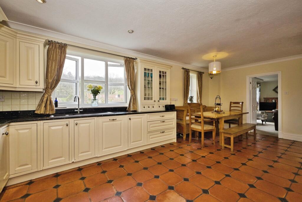 Additional image 4 of Cornhill, SHEPTON MALLET